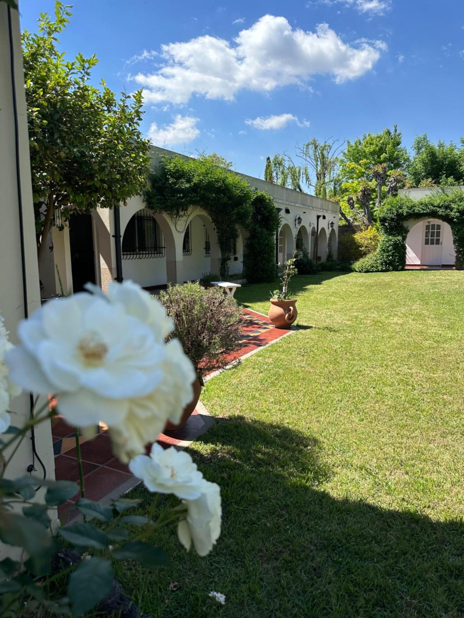 Lpr Express Eze Airport Otel Monte Grande Dış mekan fotoğraf